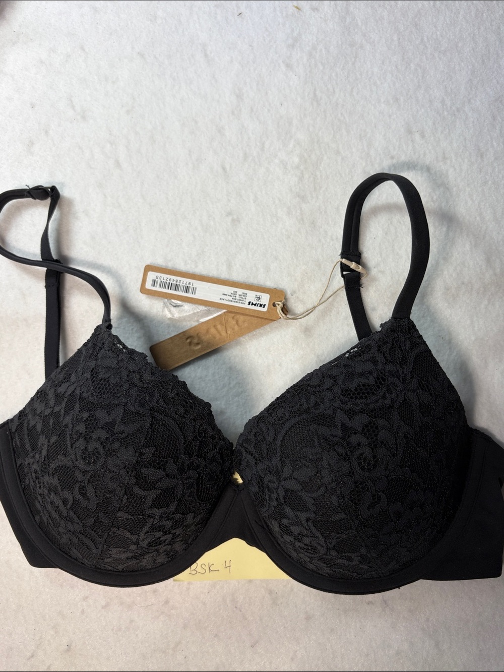 32D SKIMS fits everybody lace T-shirt, bra, Onyx black BA–TSH-4668 underwire